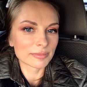 Meet your Posher, Ilze